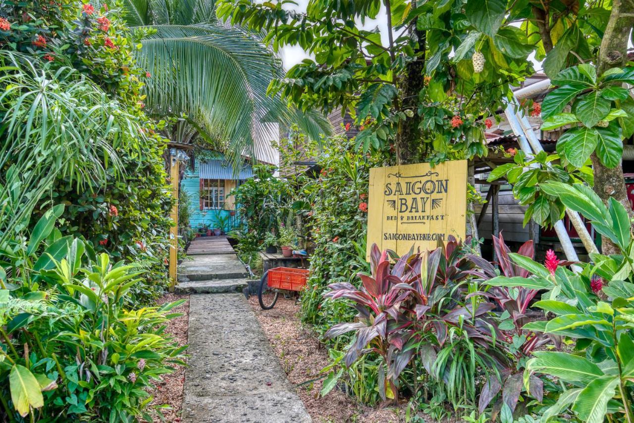 Saigon Bay Bed & Breakfast โบกัสทาวน์ ภายนอก รูปภาพ