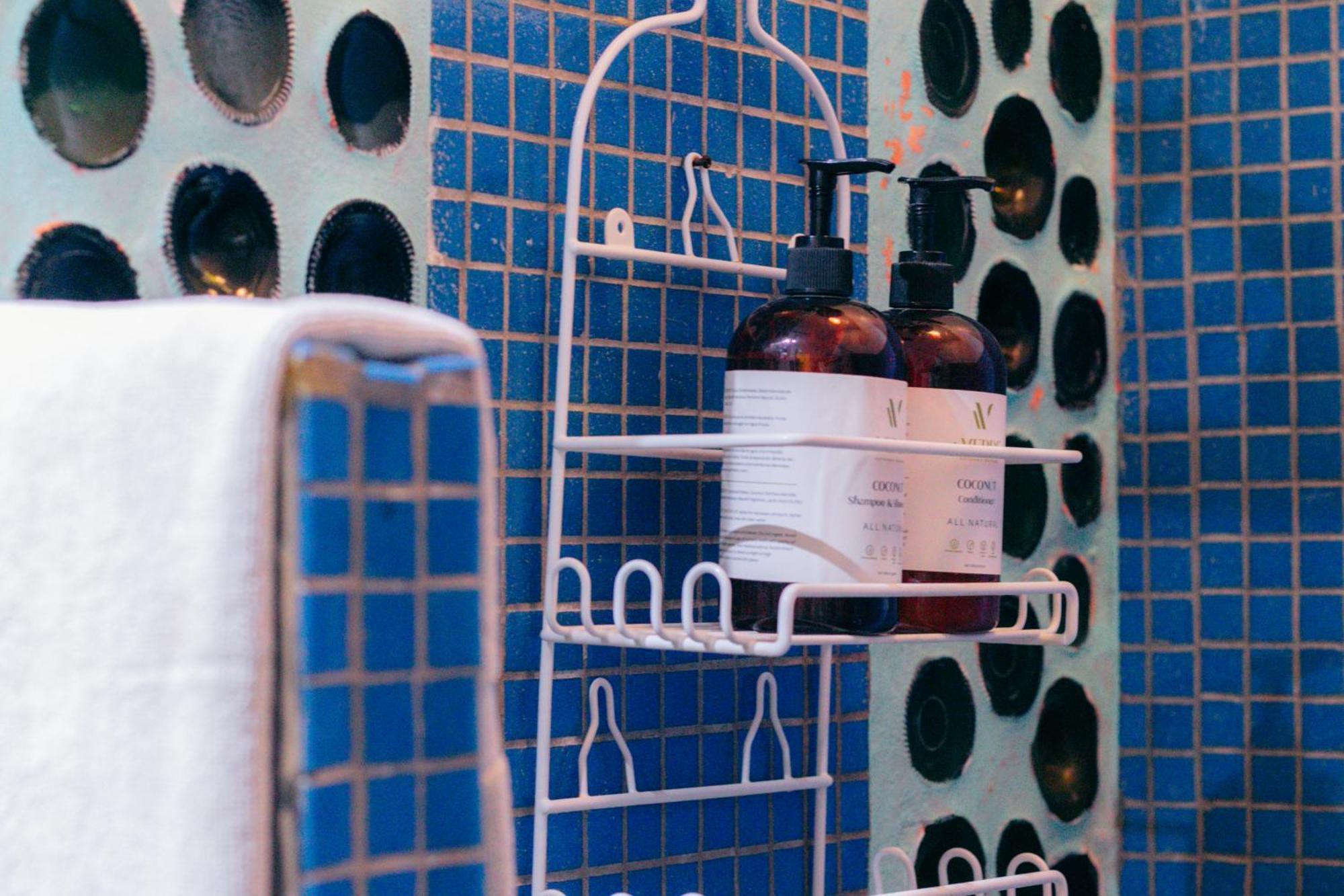 Saigon Bay Bed & Breakfast โบกัสทาวน์ ภายนอก รูปภาพ